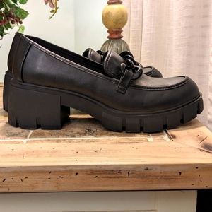 Madden NYC platform black loafers